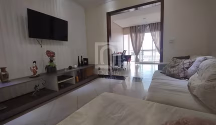 Sobrado a Venda no Eden com 2 casas