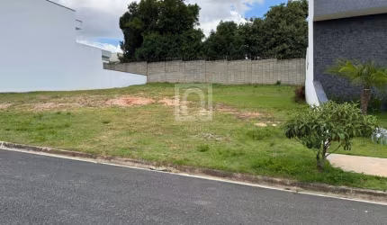 Terreno à venda no Condomínio Residencial Flores em Votorantim
