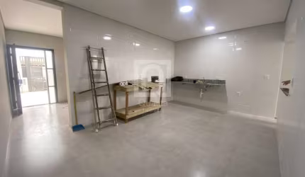 Casa à venda no Parque São Bento em Sorocaba | 2 Quartos, 1 Suíte, 80m²