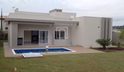 Casa 3 quartos com piscina à venda no Village da Serra, Araçoiaba da Serra, SP!