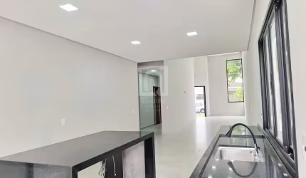 Casa nova com 3 suítes e piscina à venda no Condomínio Villa Verona, Sorocaba