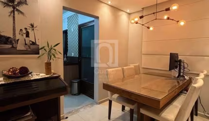 Apartamento térreo com suíte e 2 vagas de garagem