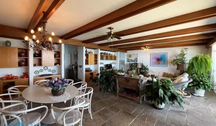 APARTAMENTO PARA VENDA EM FRENTE AO MAR