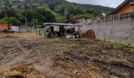 TERRENO A VENDA EM BOIÇUCANGA