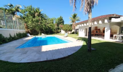 Casa Alto Padrão para Venda em Jardim Acapulco Guarujá-SP
