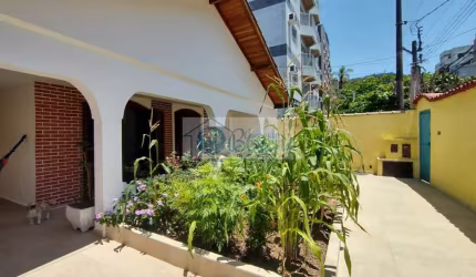 Casa à venda no bairro ENSEADA - Guarujá/SP