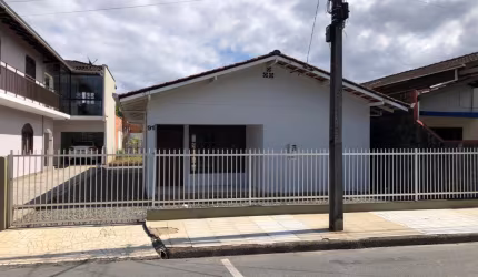 Oportunidade - Casa no bairro Comasa