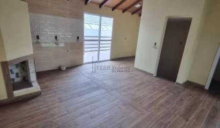 Casa Padrão 3 dormitórios 2 suítes sacadas