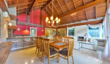 Casa Alto Padrão 3 suítes
