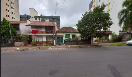 Terreno com 4 Lotes
