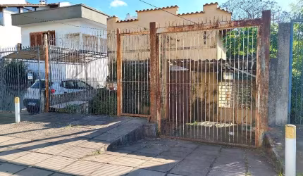Casa à venda no bairro Passo D'areia - Porto Alegre/RS
