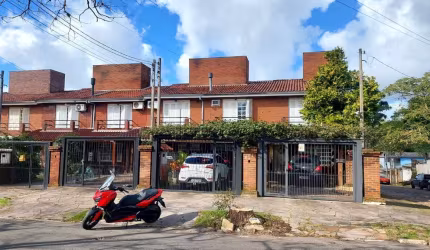 Casa à venda no bairro Alto Petropolis - Porto Alegre/RS