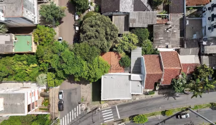 Terreno à venda no bairro Passo da Areia - Porto Alegre/RS