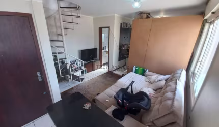 Apartamento Cobertura 2 dormitórios 2 banheiros e garagem