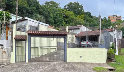 Casa à venda no bairro Cavalhada - Porto Alegre/RS