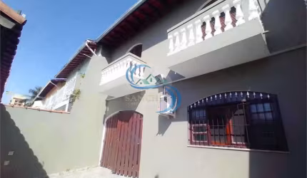 Sobrado com 3 dorms, Vila São Paulo, Mongaguá