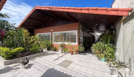 Casa à venda com 3 quartos no bairro Suarão