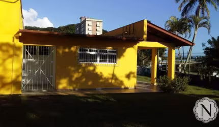 Casa à venda com 3 quartos no bairro Praia dos Sonhos