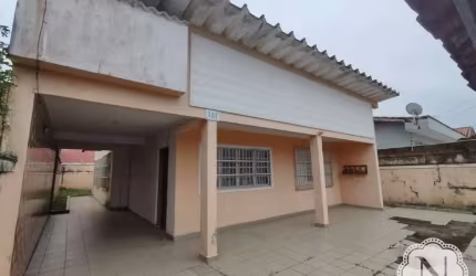 Casa no bairro Nova Itanhaém (Praia)