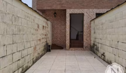 Casa à venda com 2 quartos no bairro Nova Itanhaém (Interior)