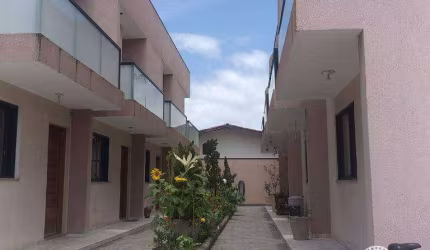 Sobrado à venda com 2 quartos no bairro Cibratel II