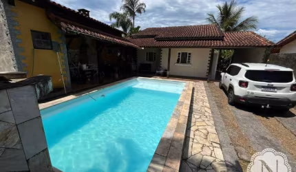 Casa à venda com 4 quartos no bairro Jamaica (Praia)