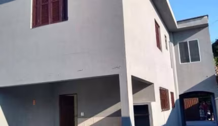 Sobrado à venda com 3 quartos no bairro Mosteiro