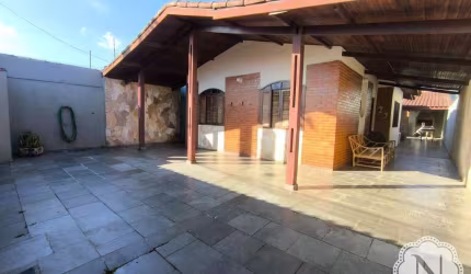 Casa à venda com 3 quartos no bairro Bopiranga