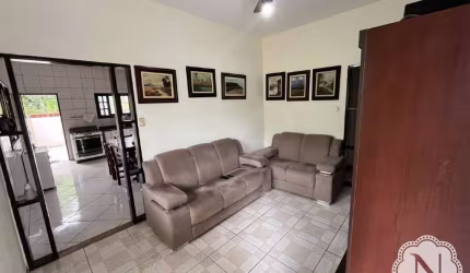 Casa à venda com 3 quartos no bairro Jardim Coronel