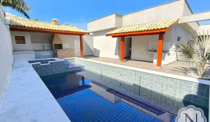 Casa à venda com 3 quartos no bairro Jamaica (Praia)