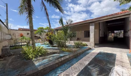 Casa à venda com 3 quartos no bairro Cibratel