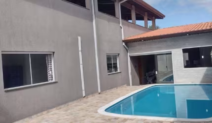Casa à venda com 4 quartos no bairro Gaivota (Praia)