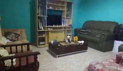 Sobrado à venda com 3 quartos no bairro Oásis