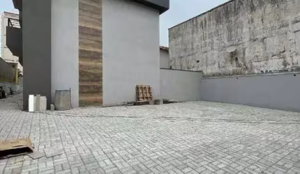 Sobrado à venda com 2 quartos no bairro Praia dos Sonhos