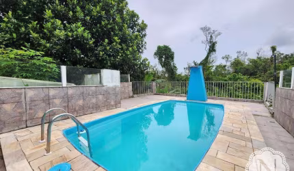 Casa à venda com 2 quartos no bairro Umuarama