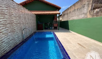 Casa nova a 900m do mar no bairro Gaivota