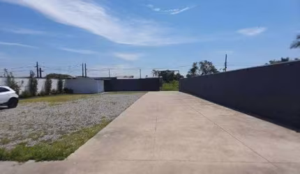 Salão para aluguel com 3 quartos no bairro Cibratel
