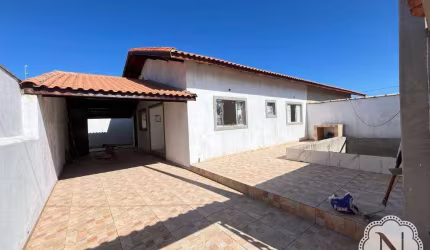 Casa à venda com 2 quartos no bairro Jamaica (Praia)