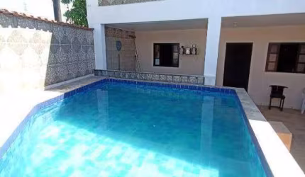 Sobrado à venda com 5 quartos no bairro Cibratel