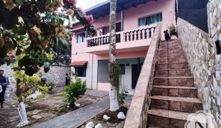Sobrado à venda com 4 quartos no bairro Nossa Senhora do Sion