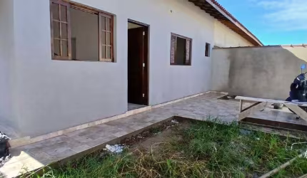 Casa nova com 2 quartos sendo 1 suite a venda no Cibratel.