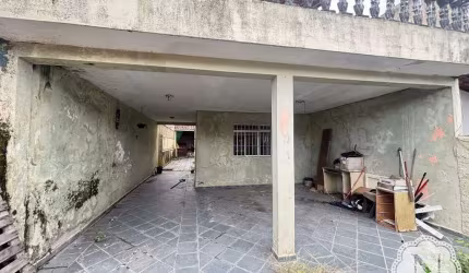 Sobrado à venda com 4 quartos no bairro Suarão