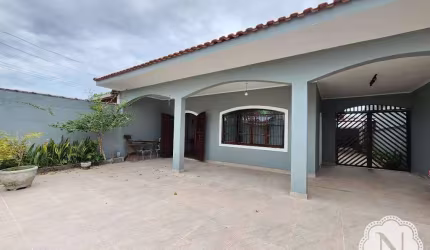 Casa para aluguel com 3 quartos no bairro Satélite