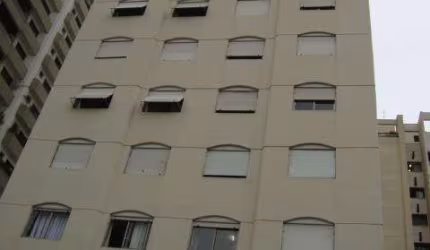 Apartamento com 2 dormitórios à venda, 75 m² por R$ 640.000,00 - Moema - São Paulo/SP
