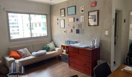 Apartamento com 1 dormitório à venda, 50 m² por R$ 650.000 - Moema - São Paulo/SP