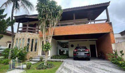 Casa com 5 dormitórios à venda, 440 m² por R$ 3.500.000,00 - Jardim Acapulco - Guarujá/SP