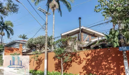 Casa com 4 dormitórios à venda, 626 m² por R$ 8.800.000,00 - Pacaembu - São Paulo/SP
