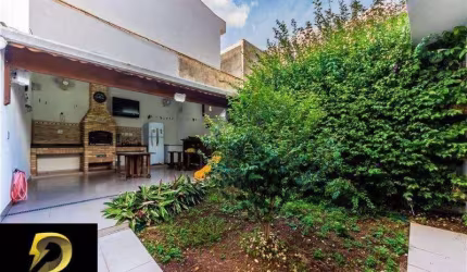 Olha este sobrado com 300 m²  na Chácara Belenzinho sendo 4 dormitórios, 2 suítes, espaço gourmet com churrasqueira,  3 vagas e uma edícula com 75 m²