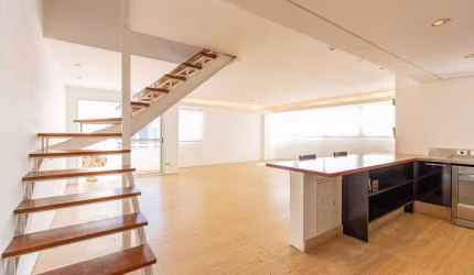 Cobertura à venda em São Paulo, Vila Nova Conceição, com 2 quartos, 182,21m²