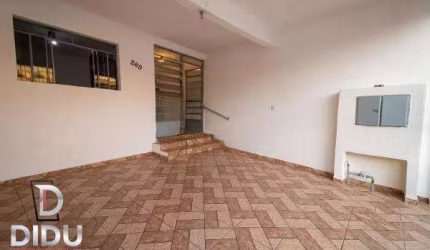 Casa com 2 quartos, 130m², à venda em São Paulo, Vila União (Zona Leste)
